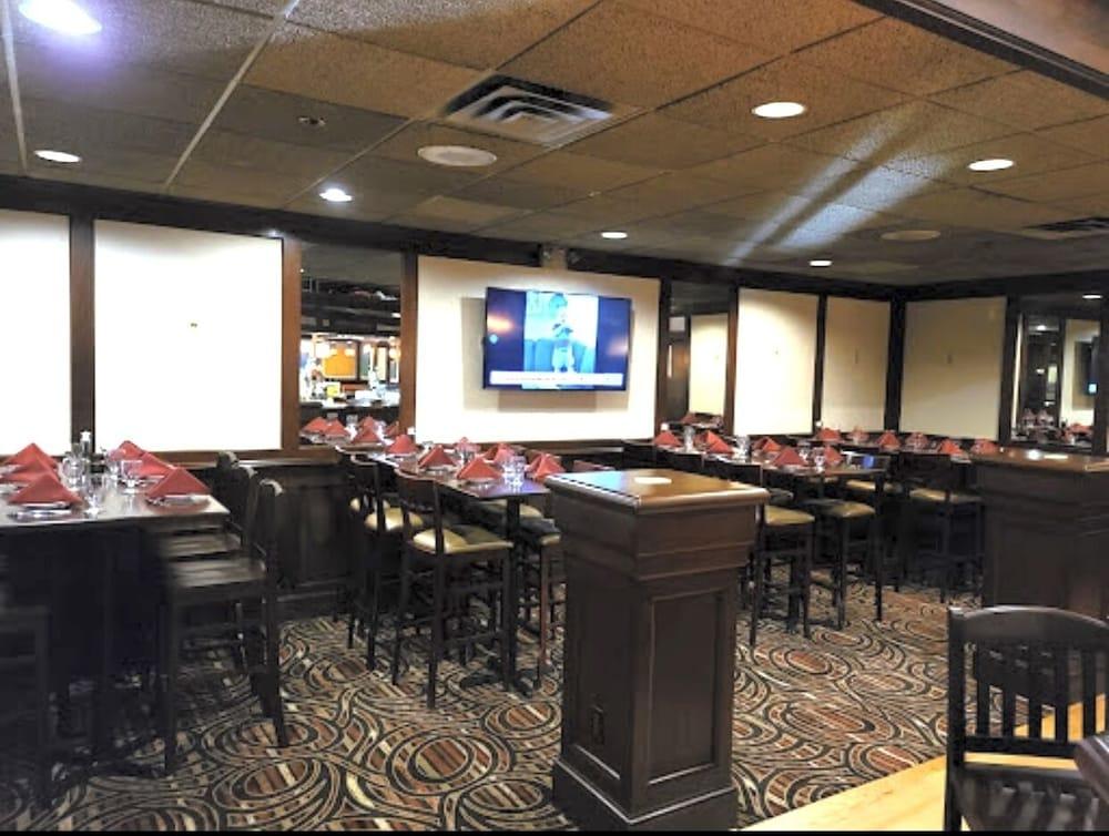 Ramada By Wyndham Seekonk Providence Area Екстериор снимка