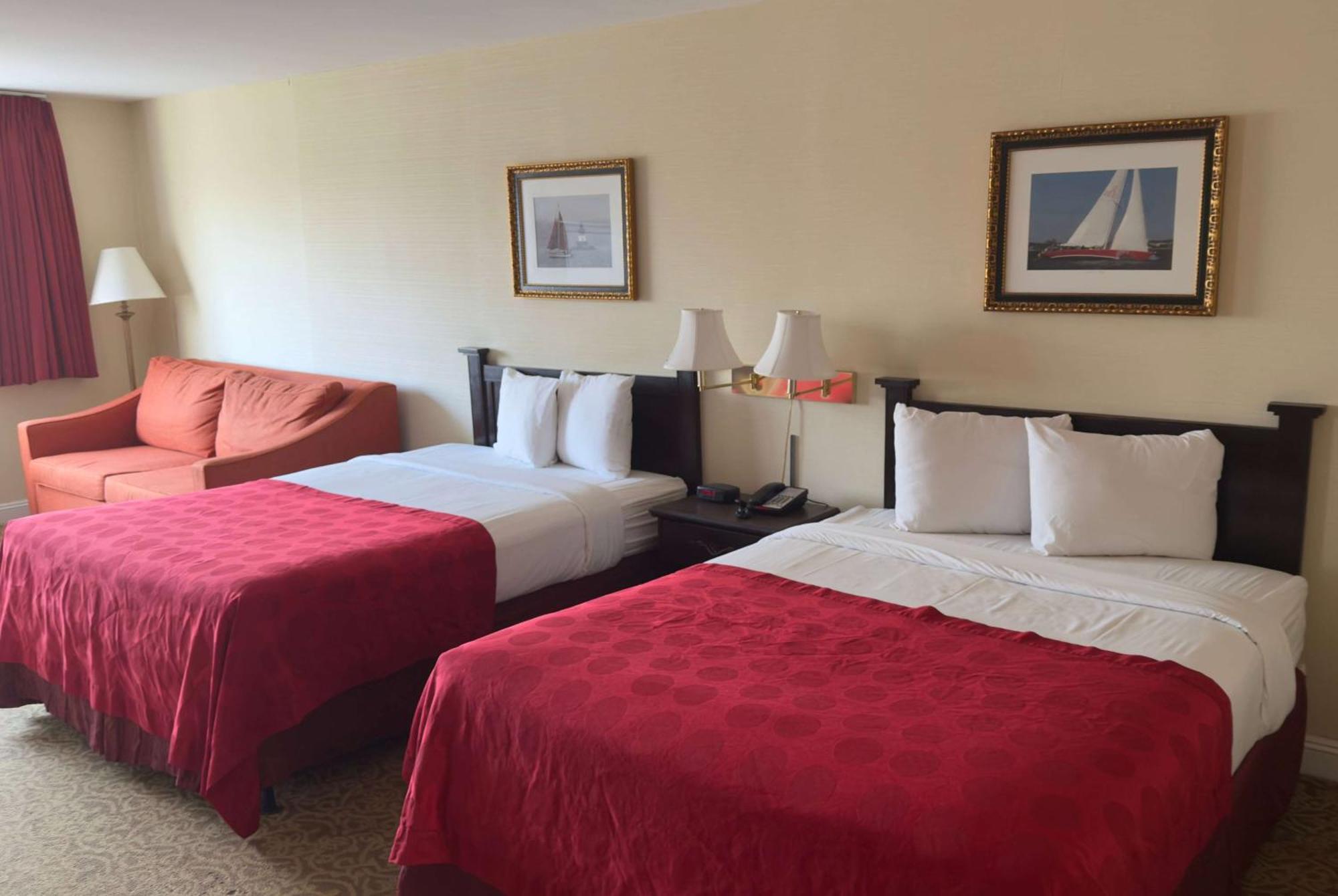 Ramada By Wyndham Seekonk Providence Area Екстериор снимка