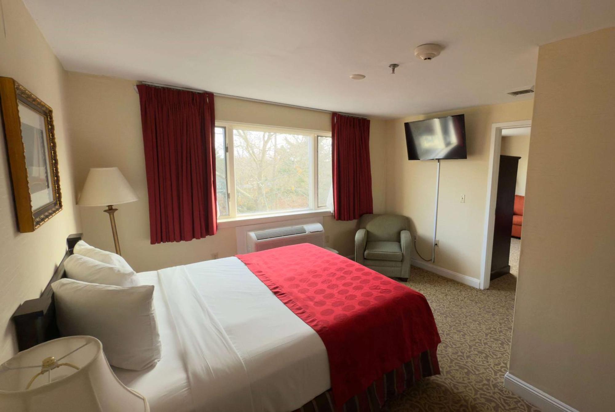 Ramada By Wyndham Seekonk Providence Area Екстериор снимка