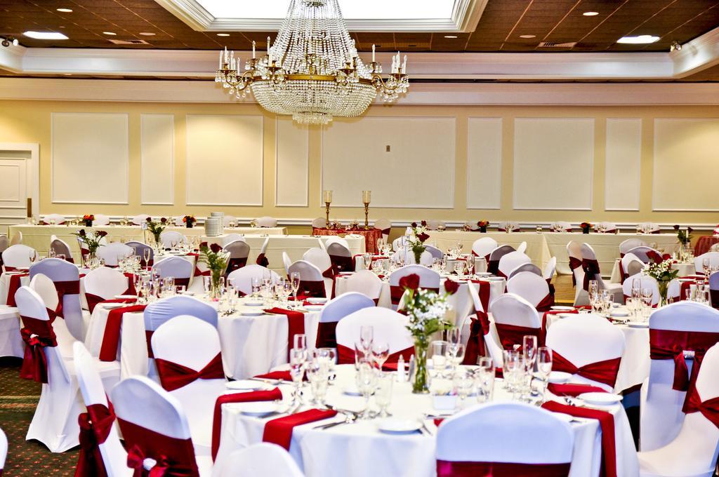 Ramada By Wyndham Seekonk Providence Area Екстериор снимка