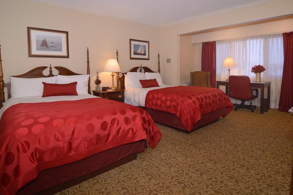 Ramada By Wyndham Seekonk Providence Area Екстериор снимка
