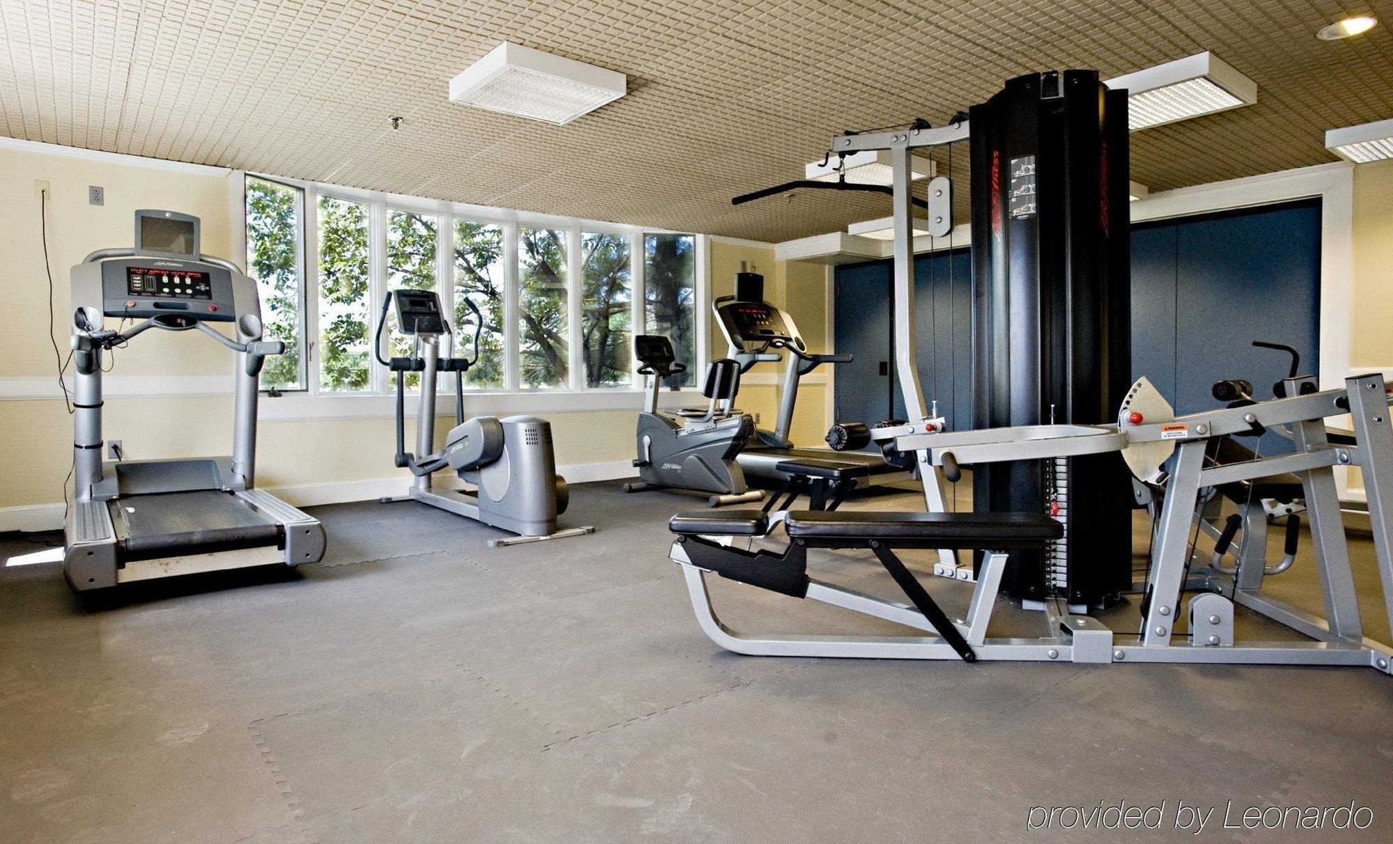 Ramada By Wyndham Seekonk Providence Area Екстериор снимка